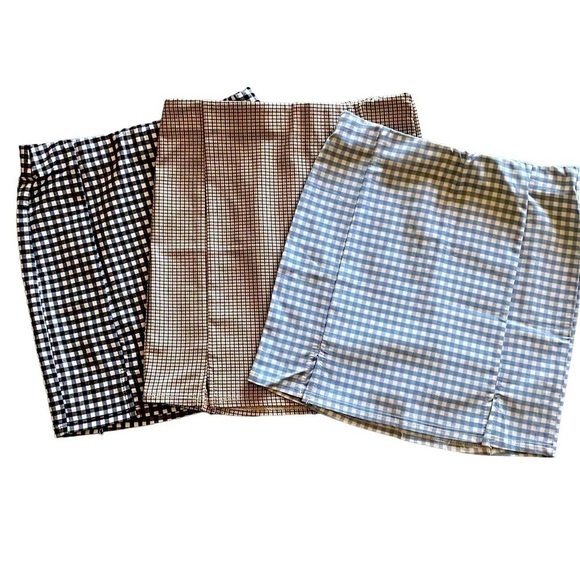 TILLYS-WHITE FAWN-BUNDLE OF THREE SKIRTS-SIZE MEDIUM - Picture 1 of 7
